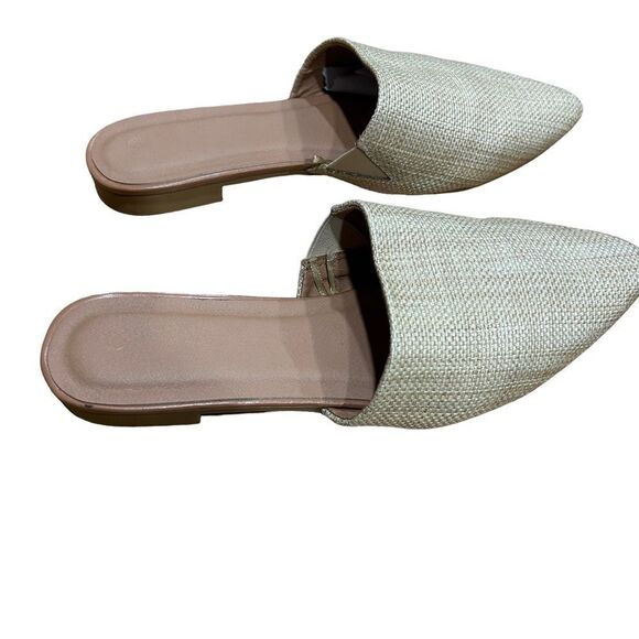 Straw Rattan Pointed Toe Mule Slides Flats - Picture 7 of 9